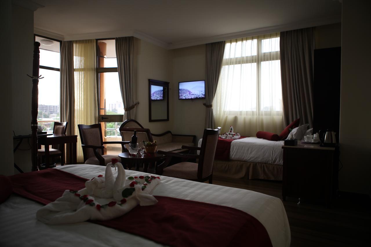 Water Front Hotel 바히르 다르 외부 사진