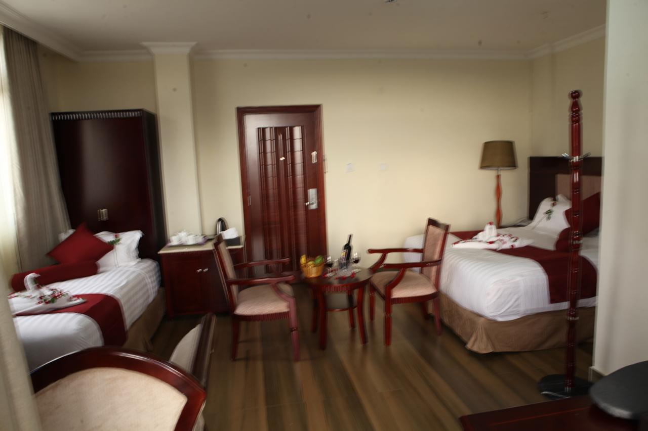 Water Front Hotel 바히르 다르 외부 사진